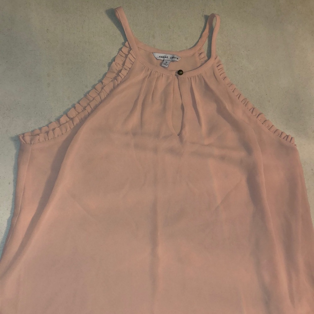 Blush tank, keyhole cut out front